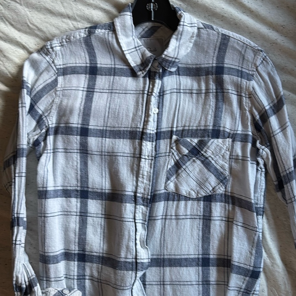 Rails white and blue checked bottom down